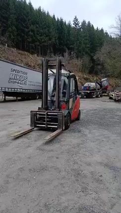 Linde 2014 H 30 D-thumb-1