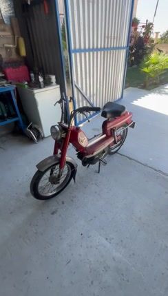 Peugeot 1975 104v-thumb-1