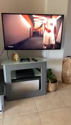 ps4 pro-thumb-1