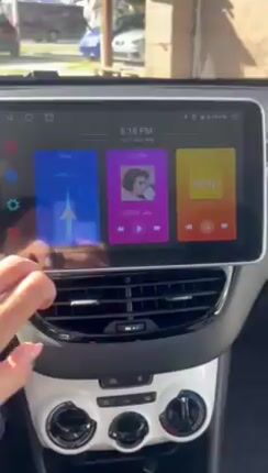 Peugeot 208 2016-thumb-3