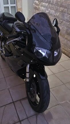 Triumph Daytona 955i 2006-thumb-1