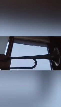 Σάλπιγγα-thumb-1