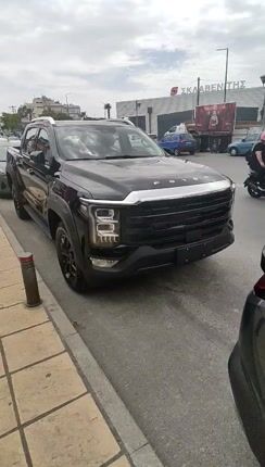 Foton Tunland V 2026 V7 2.0 LUXURY 8AT MHEV-thumb-1