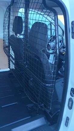Ford Courier 2018 Transit courier-thumb-1